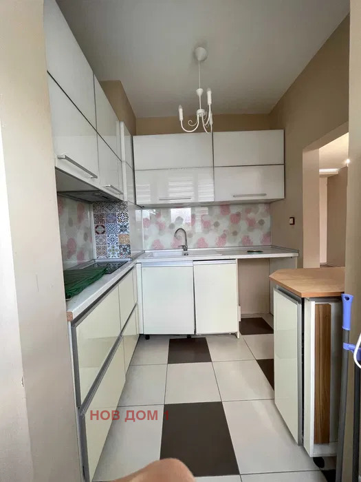 K pronájmu  2 ložnice Varna , Mladost 2 , 70 m2 | 87361324