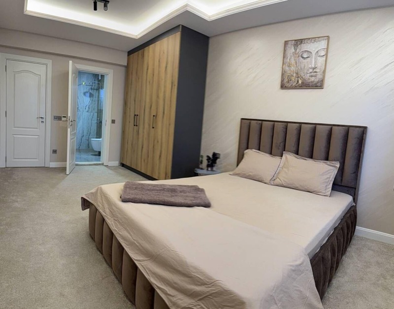 Под наем 3-СТАЕН, град София, Кръстова вада • 1100 € / 2151.41 лв. • 28135153 1