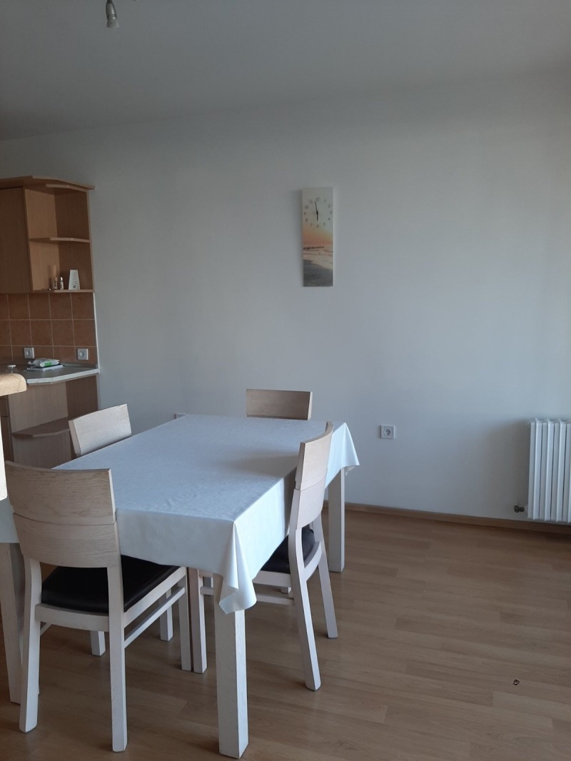 Дава под наем 3-СТАЕН, гр. София, Борово, снимка 3 - Апартаменти - 52537543