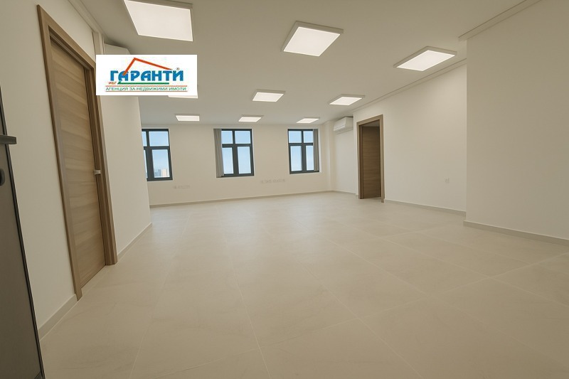Vuokrattavana  Toimisto Plovdiv , Tsentar , 110 neliömetriä | 87718806