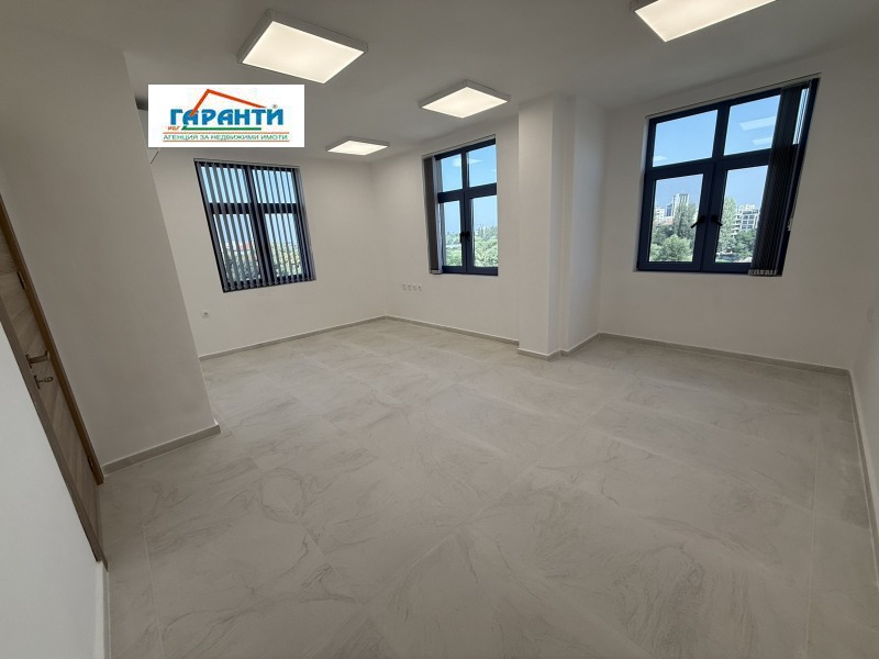 Vuokrattavana  Toimisto Plovdiv , Tsentar , 110 neliömetriä | 87718806 - kuva [4]
