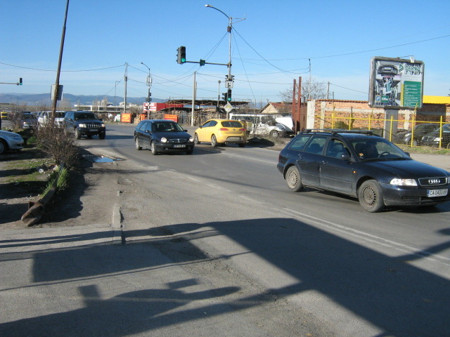 Дава под наем МЯСТО, гр. София, Суходол, снимка 2 - Парцели - 53082271