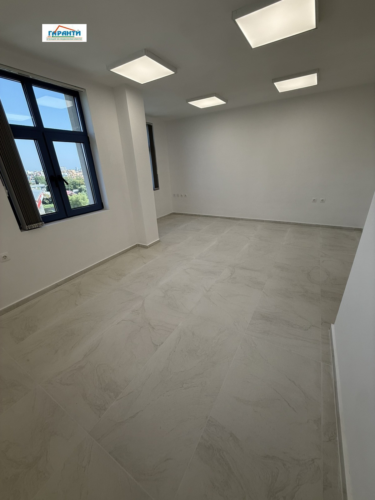 Дава под наем ОФИС, гр. Пловдив, Център, снимка 2 - Офиси - 51163687