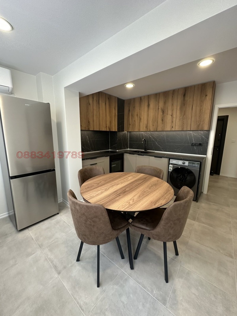 Дава под наем  1-стаен град Русе , Център , 43 кв.м | 82631404 - изображение [7]