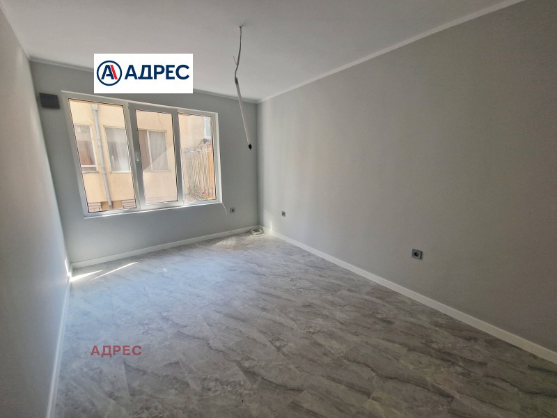 Para alugar  Escritório Varna , Kolhozen pazar , 90 m² | 75040910 - imagem [6]