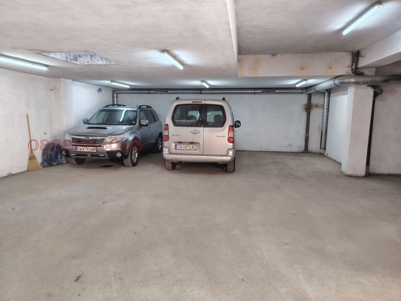 Дава под Наем ПАРКОМЯСТО в град София, Яворов - 14 кв.м / 130 € » 254.26 лв.