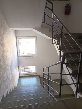 ���� ��� ���� 3-����� | Imot.bg � ����� ������ 12