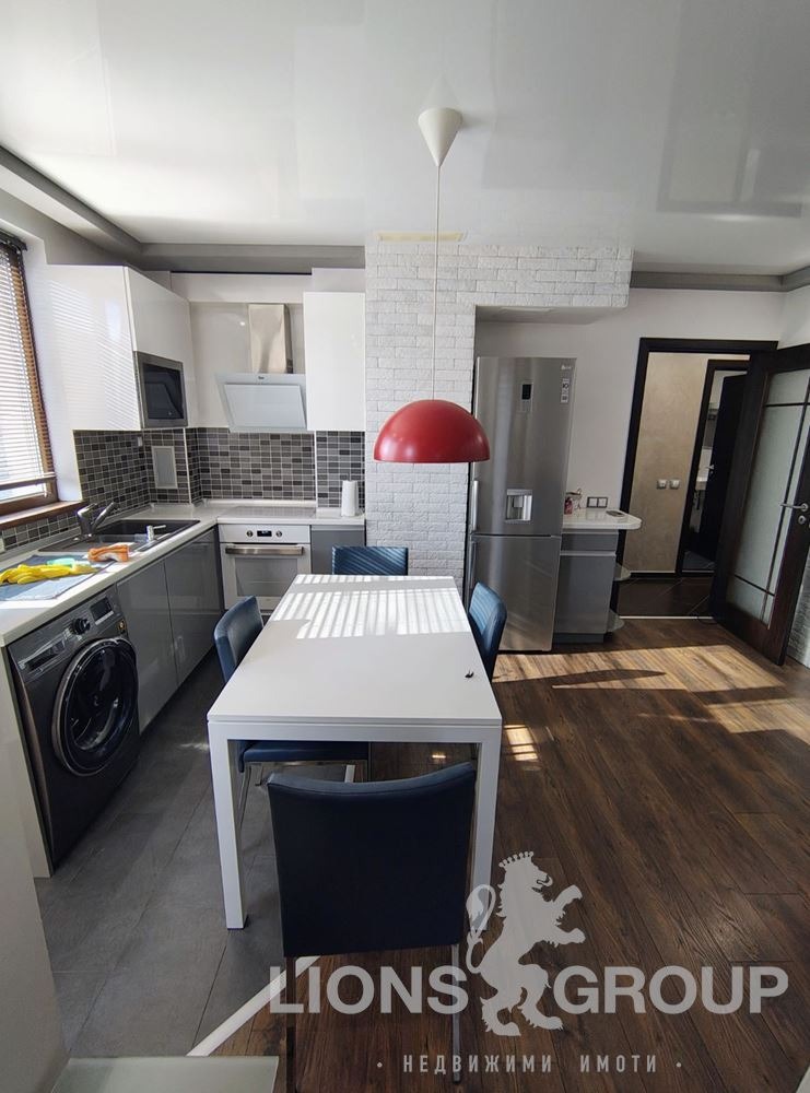 В аренду  2 спальни Варна , Базар Левски , 80 кв.м | 86968680