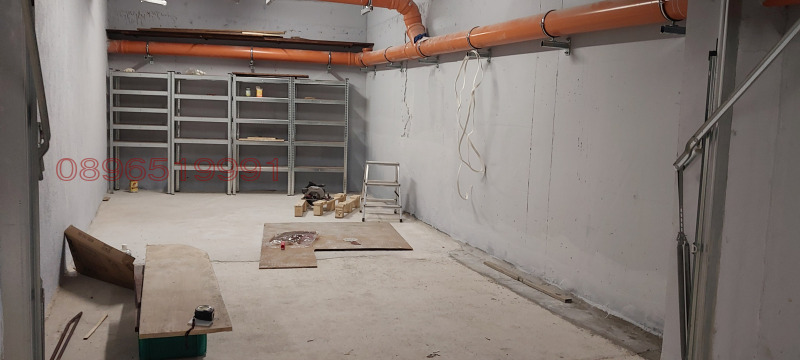 Дава под наем ГАРАЖ, ПАРКОМЯСТО, гр. Варна, Христо Ботев