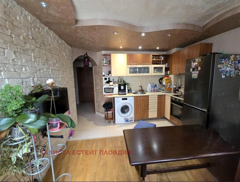 De inchiriat  1 dormitor Plovdiv , Ciuciuc Parij , 60 mp | 29283176 - imagine [2]