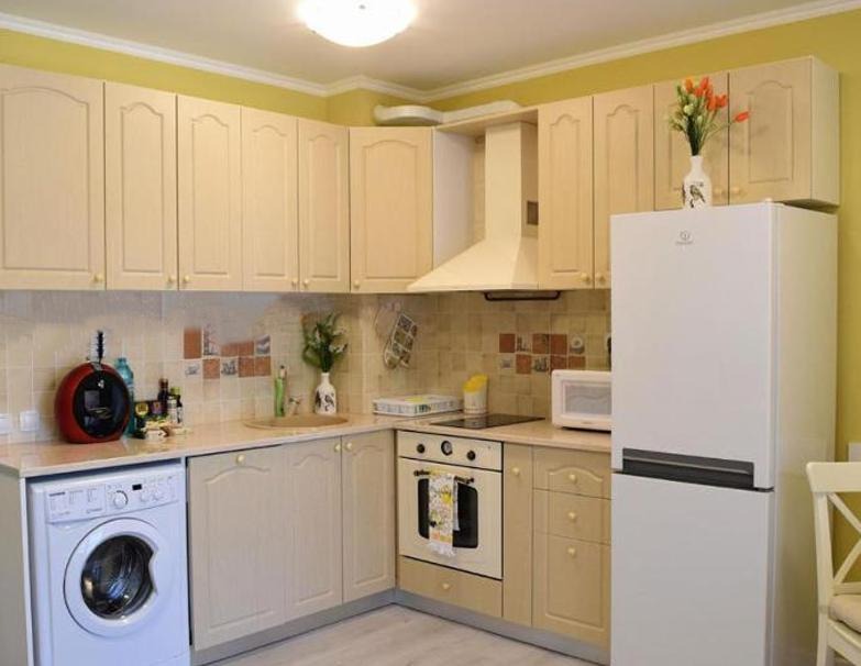 Под наем 2-СТАЕН, град Пловдив, Център • 900 лв. / 460.16 € • 61464540 1