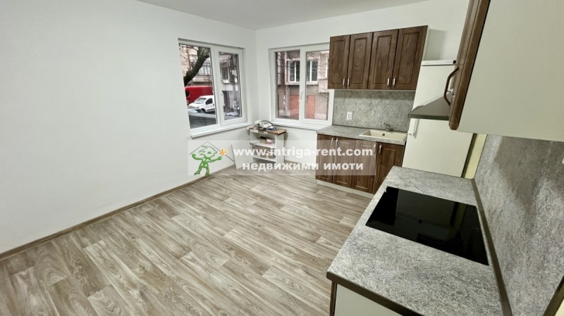 Дава под наем 3-СТАЕН, гр. Хасково, Овчарски, снимка 3 - Апартаменти - 53416576