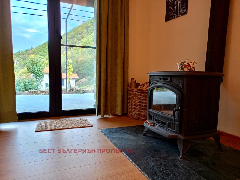 Do wynajęcia  Dom region Błagojewgrad , Gorna Breznica , 230 mkw | 90448933 - obraz [9]