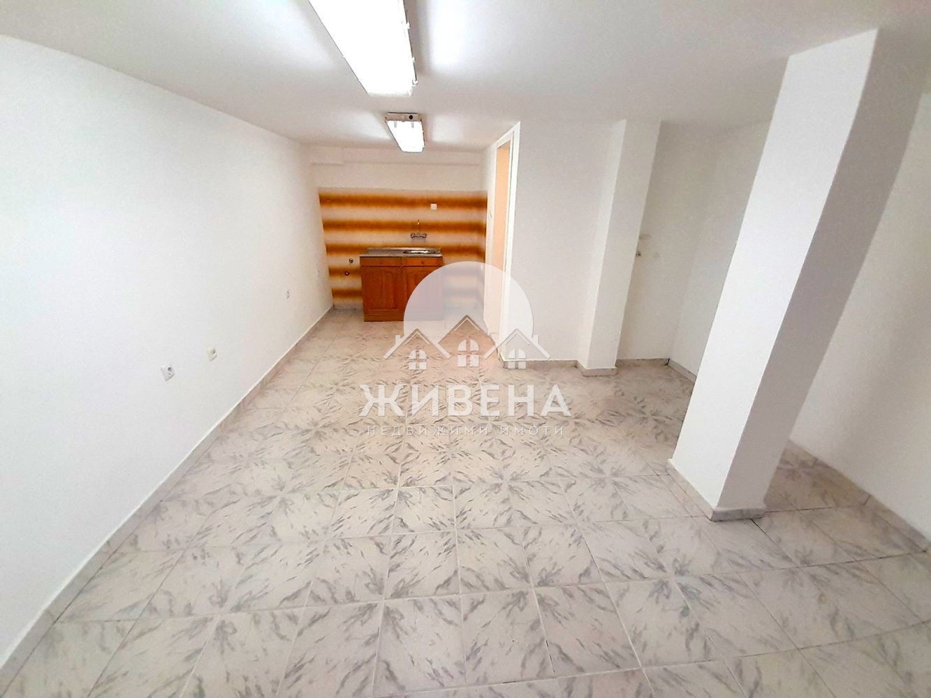 Дава под наем КЪЩА, гр. Варна, Операта, снимка 2 - Къщи - 56701986