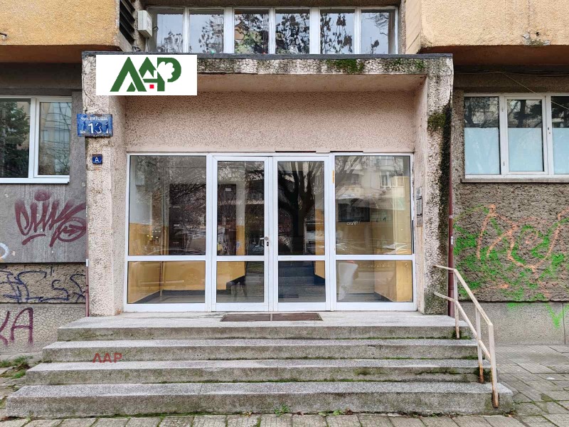 Дава под наем 2-СТАЕН, гр. София, Иван Вазов, снимка 2 - Апартаменти - 53091780