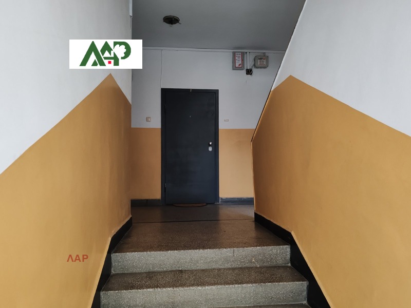 Дава под наем 2-СТАЕН, гр. София, Иван Вазов, снимка 4 - Апартаменти - 52536935