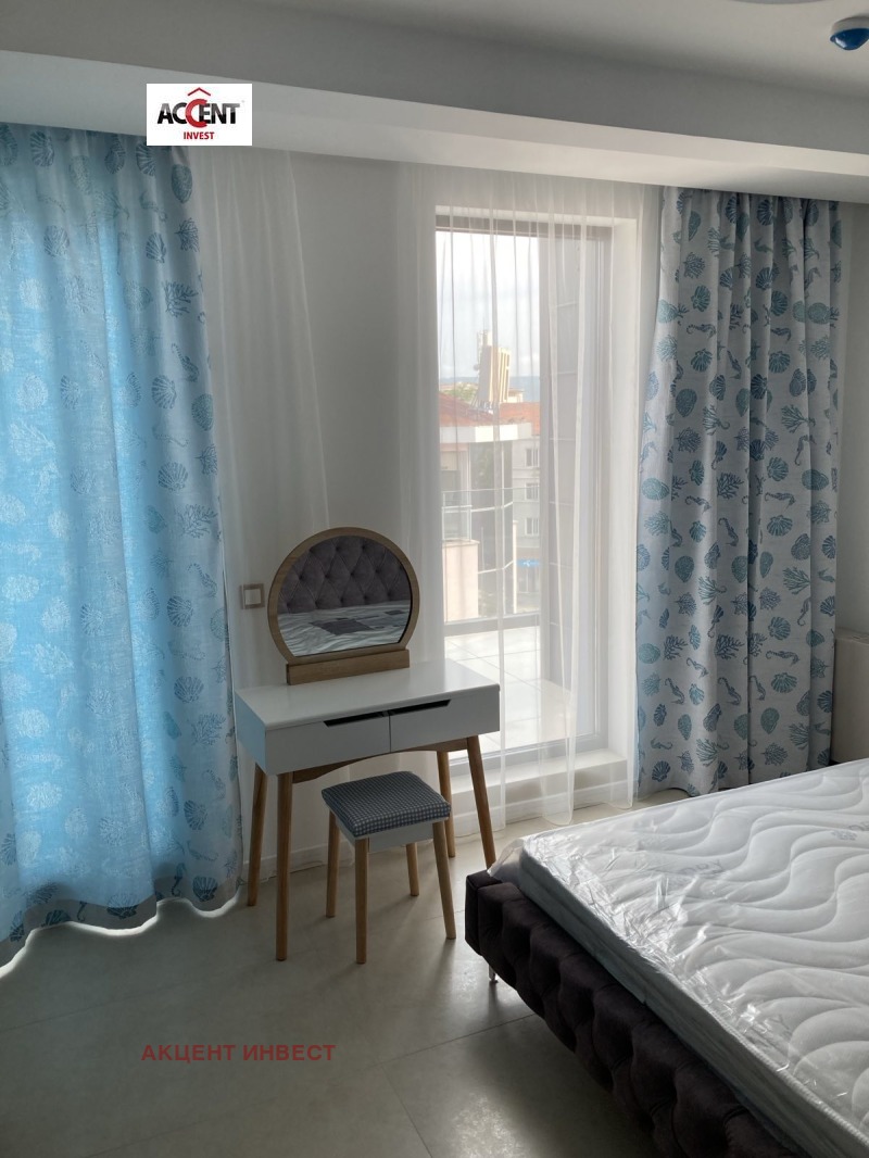 Дава под наем 2-СТАЕН, гр. Варна, Център, снимка 4 - Апартаменти - 53127928