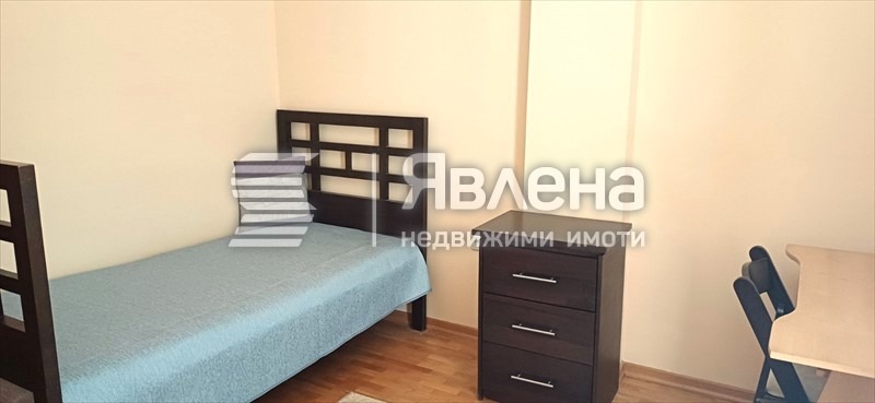 Дава под наем 4-СТАЕН, гр. София, Център, снимка 5 - Апартаменти - 55410714