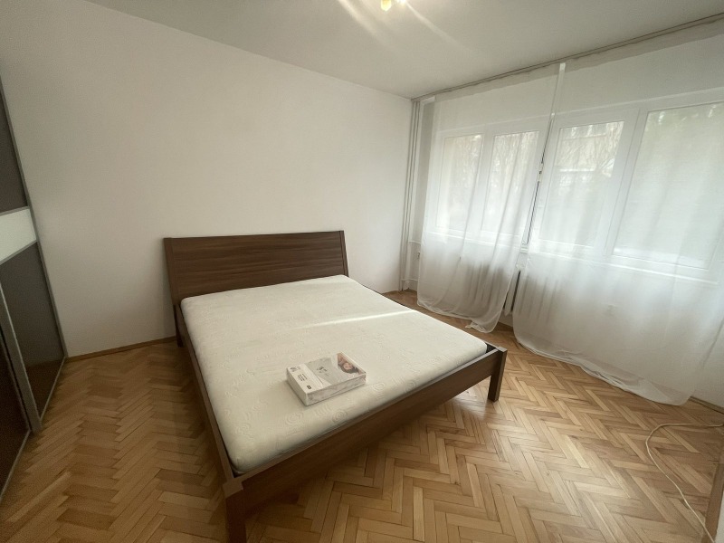 Дава под наем 3-СТАЕН, гр. София, Лозенец, снимка 5 - Апартаменти - 52984849