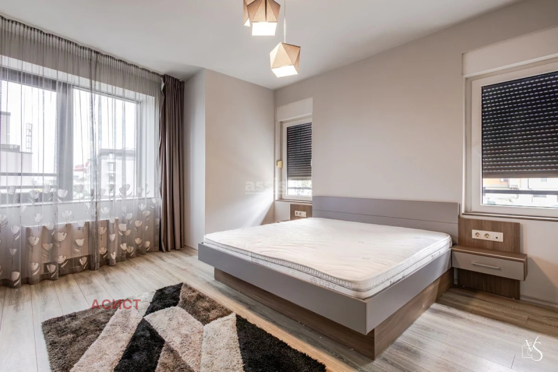 Do wynajęcia  3 sypialnie Sofia , Dragalewci , 176 mkw | 75407639 - obraz [9]