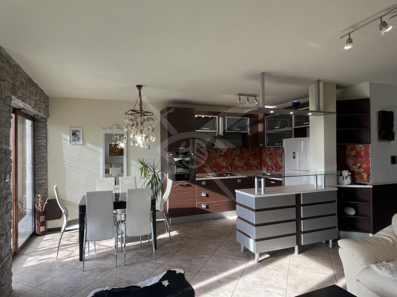Дава под Наем 2-СТАЕН в град Варна, Зимно кино Тракия - 80 кв.м / 575 € » 1 124.60 лв., ЕКС НВД ООД