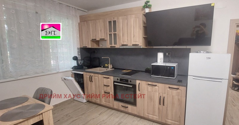 Издаје се  2 спаваће собе Софија , Јaворов , 70 м2 | 60211269 - слика [4]
