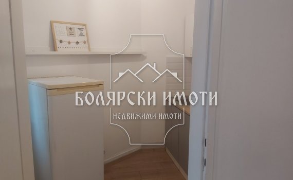 Дава под наем  Офис град Велико Търново , Център , 115 кв.м | 45263100 - изображение [7]