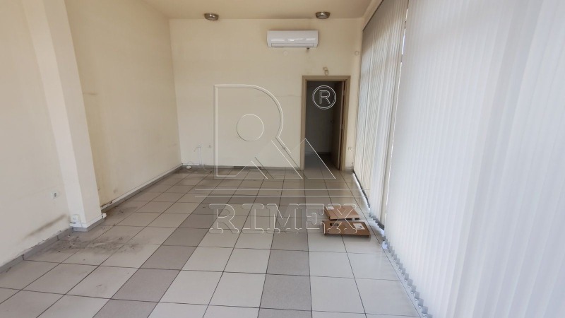 Te huur  Winkel Plovdiv , Karlovsko sjose , 100 m² | 85803460