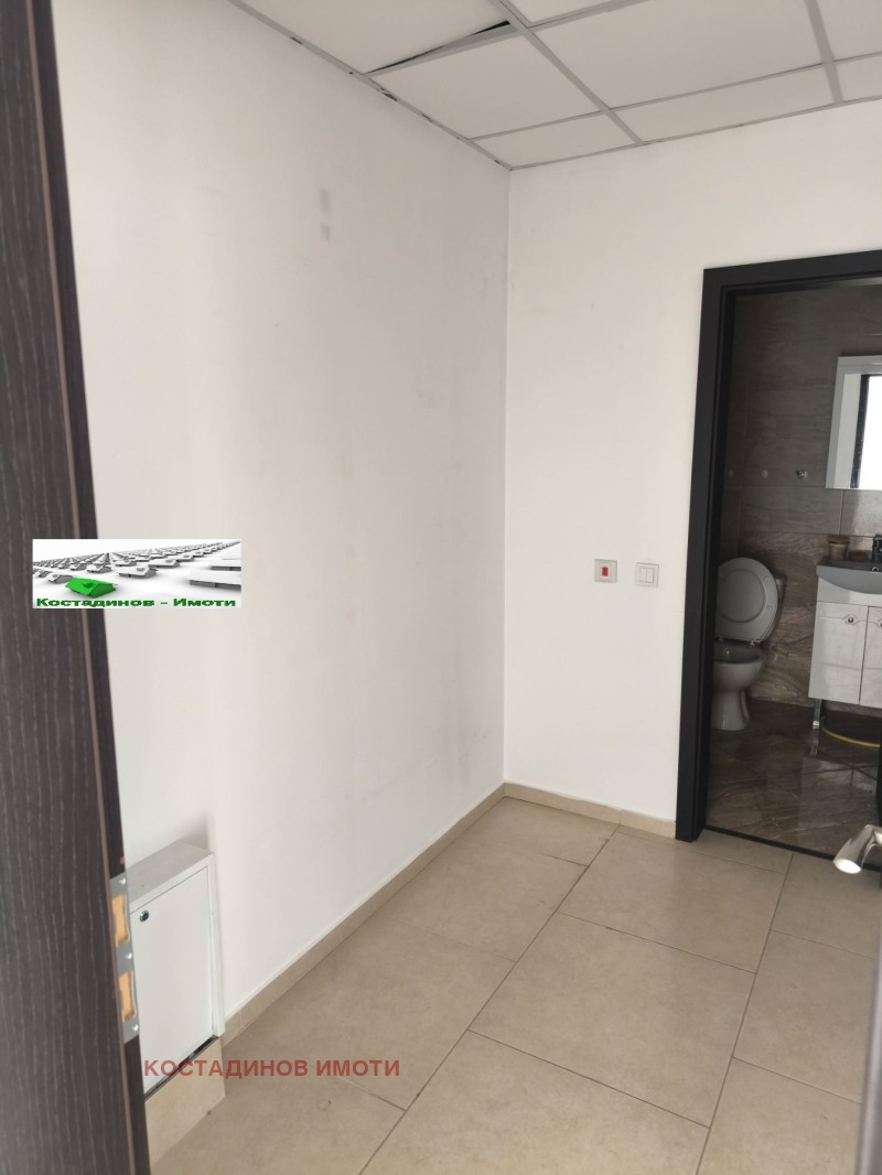 Дава под наем МАГАЗИН, гр. Пловдив, Гагарин, снимка 5 - Магазини - 53091689