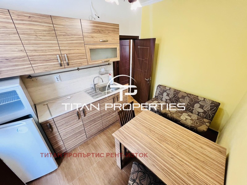 В аренду  2 спальни Бургас , Възраждане , 88 кв.м | 88031260 - изображение [3]