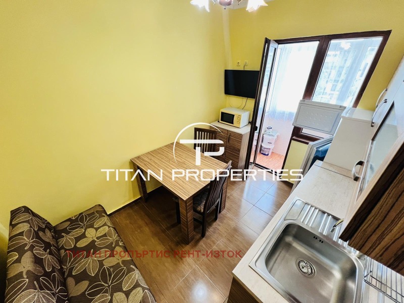 В аренду  2 спальни Бургас , Възраждане , 88 кв.м | 88031260 - изображение [2]