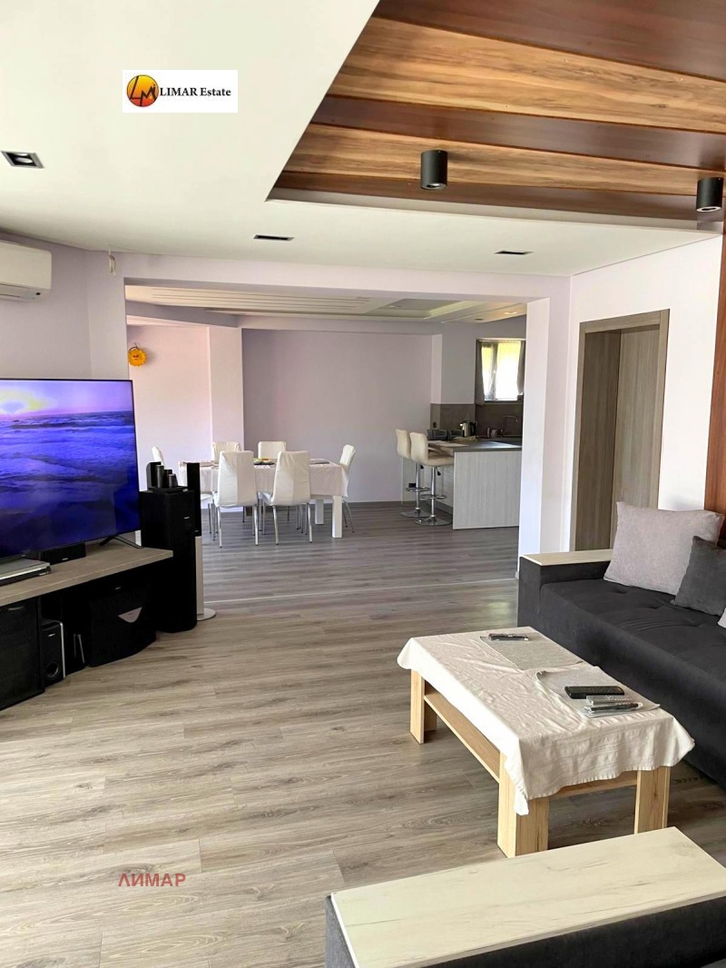 Zu vermieten  2 Schlafzimmer Warna , Briz , 160 qm | 50281219