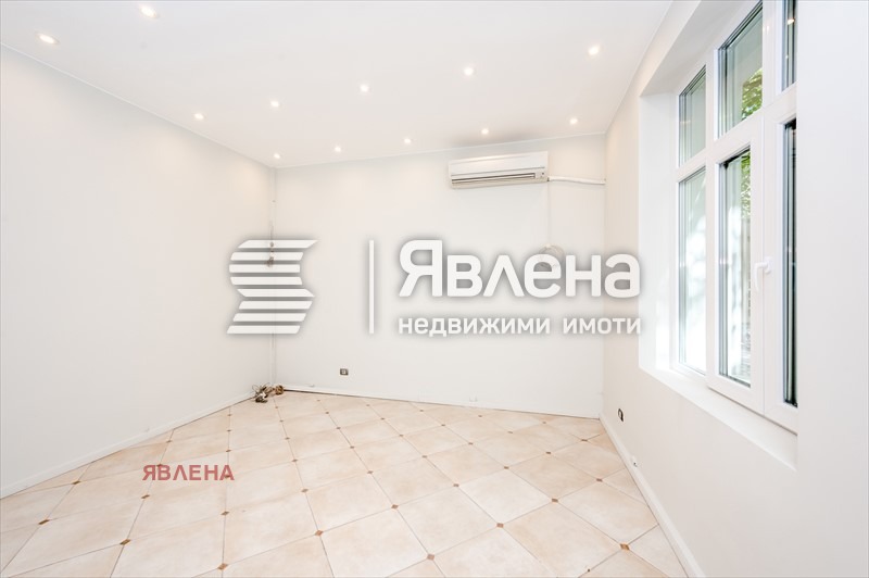Издаје се  Канцеларија Софија , Центар , 120 м2 | 27995728 - слика [6]