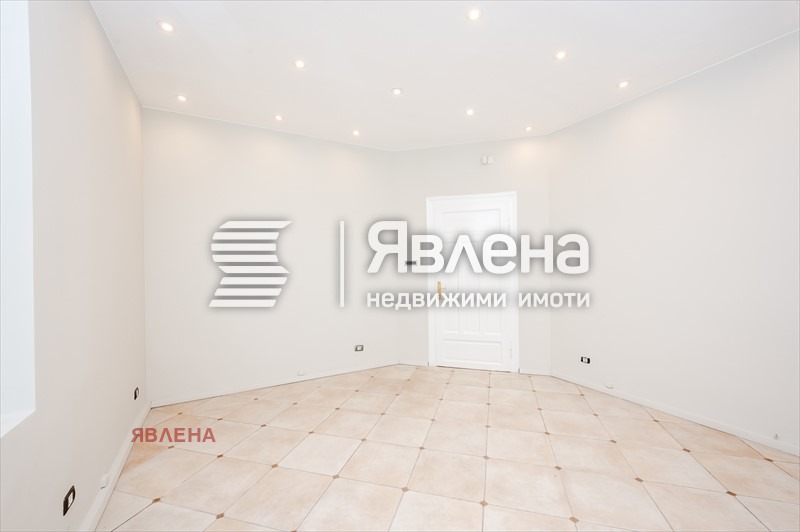 Издаје се  Канцеларија Софија , Центар , 120 м2 | 27995728 - слика [7]