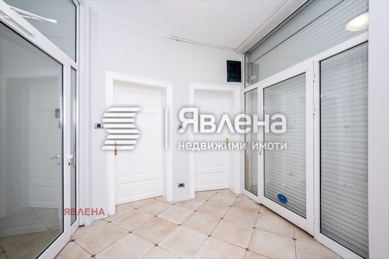Издаје се  Канцеларија Софија , Центар , 120 м2 | 27995728 - слика [11]