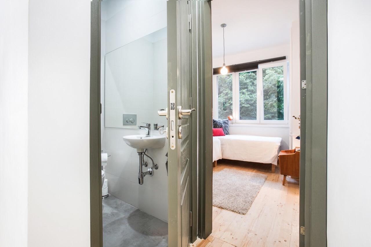 Дава под наем 3-СТАЕН, гр. София, Център, снимка 4 - Апартаменти - 53732507