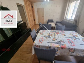 ����� ���� ��� ���� ����,���� ����� ������, ���>