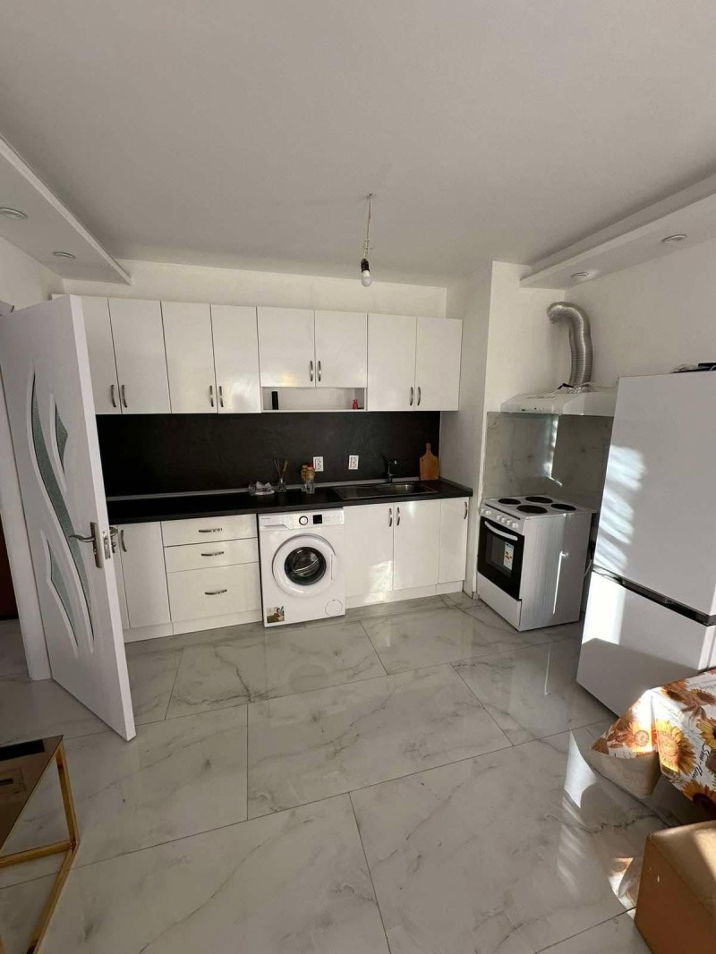 Zu vermieten  1 Schlafzimmer Sofia , Wrabniza 2 , 80 qm | 78576109 - Bild [2]