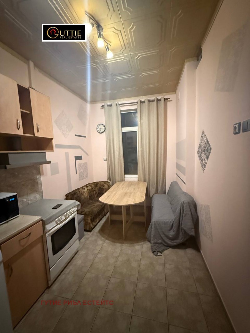 Дава под наем  3-стаен град София , Център , 90 кв.м | 10803091