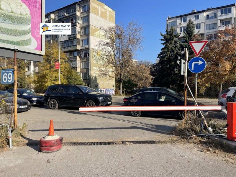 Дава под Наем ПАРКОМЯСТО в град София, Манастирски ливади - 20 кв.м / 80 € » 156.47 лв., АЛМА МАТЕР ЕООД