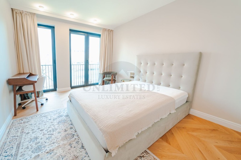 Zu vermieten  3 Schlafzimmer Sofia , Lozenez , 189 qm | 64748412 - Bild [12]