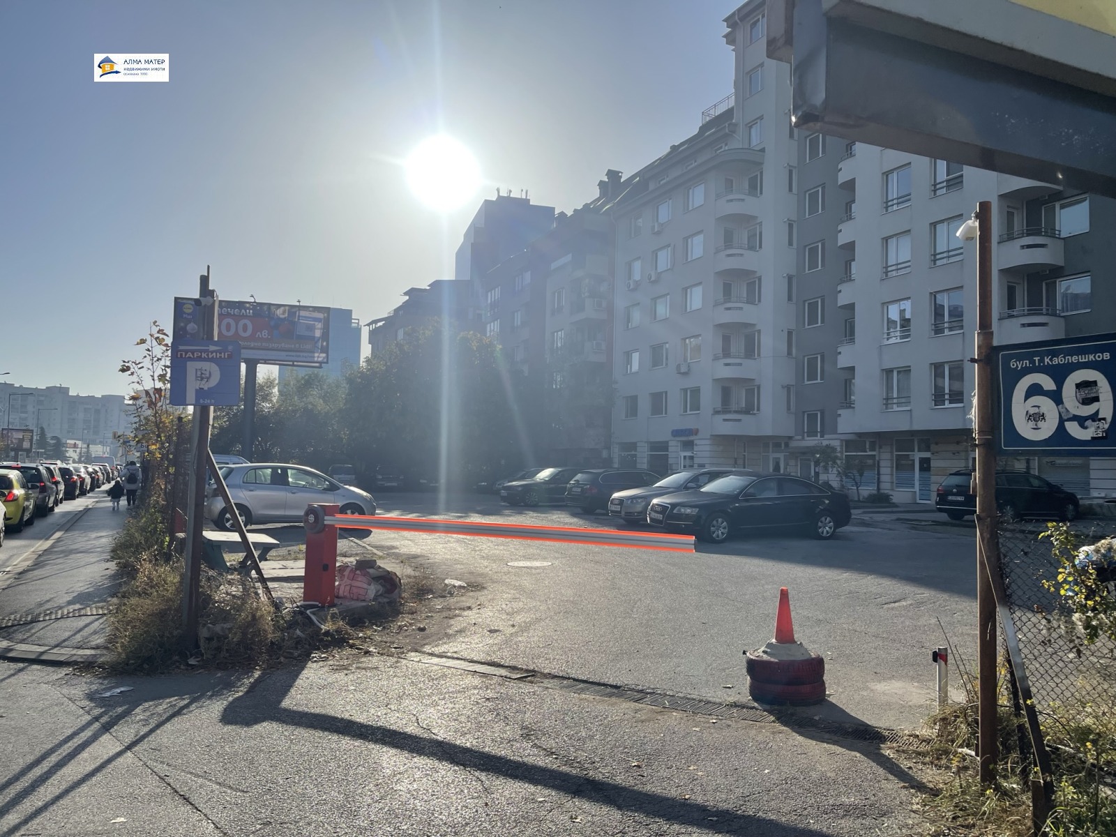 Дава под наем ГАРАЖ, ПАРКОМЯСТО, гр. София, Манастирски ливади, снимка 2 - Гаражи и паркоместа - 47478751