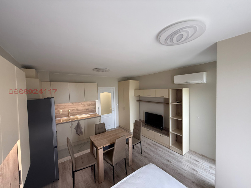 Da affittare  Studio Varna , Vladislav Varnenchik 2 , 33 mq | 78613087