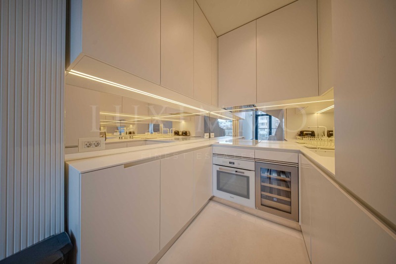 Дава под наем 4-СТАЕН, гр. София, Иван Вазов, снимка 3 - Апартаменти - 52495613