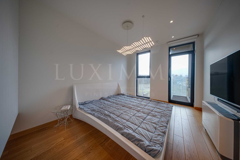 Дава под наем 4-СТАЕН, гр. София, Иван Вазов, снимка 13 - Апартаменти - 52495613