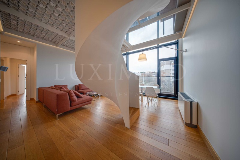 Дава под наем 4-СТАЕН, гр. София, Иван Вазов, снимка 2 - Апартаменти - 52495613