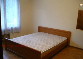 1 quarto Iztok, Sofia