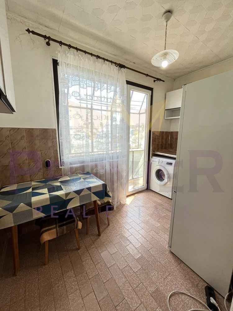 Kiadó  1 hálószoba Varna , Trosevo , 68 négyzetméter | 11652065