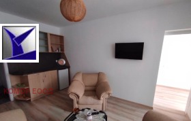 För uthyrning Studio