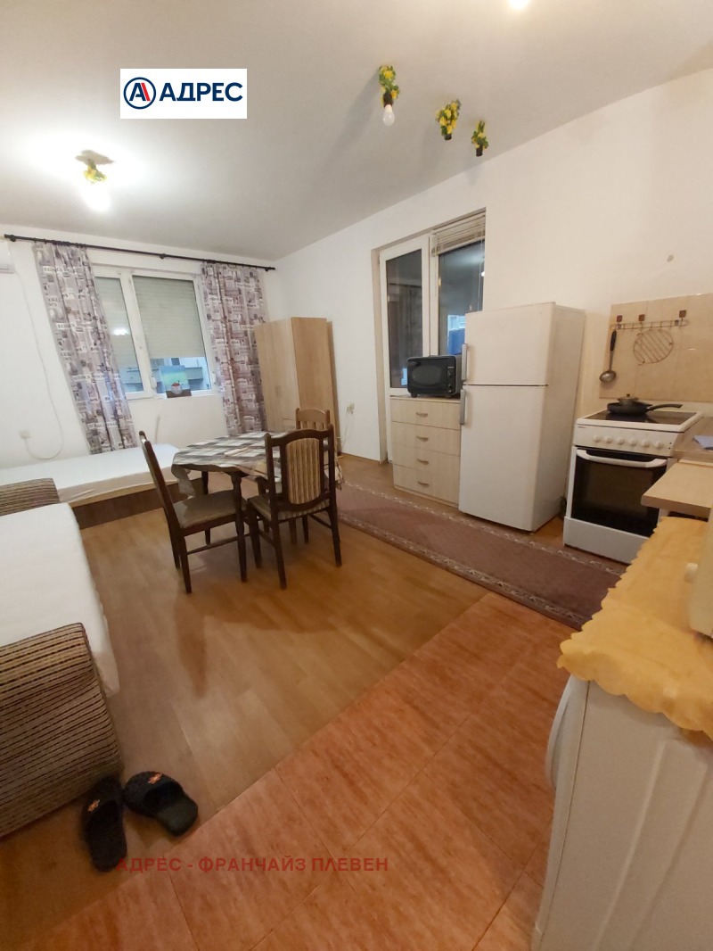 Под наем 1-СТАЕН, град Плевен, Широк център • 450 лв. / 230.08 € • 13720186 1